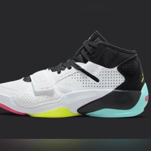 Jordan Zion 2 - Color - White/Volt/Black - SIZE 6.5 BIG KIDS - 8 WOMEN